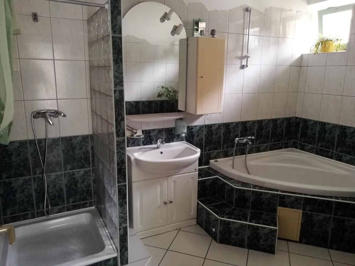 Apartment Jucus Vendeghaz Zebegeny